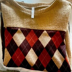 Argyle Pattern Long Sleeve Waffle Knit Top Size Medium